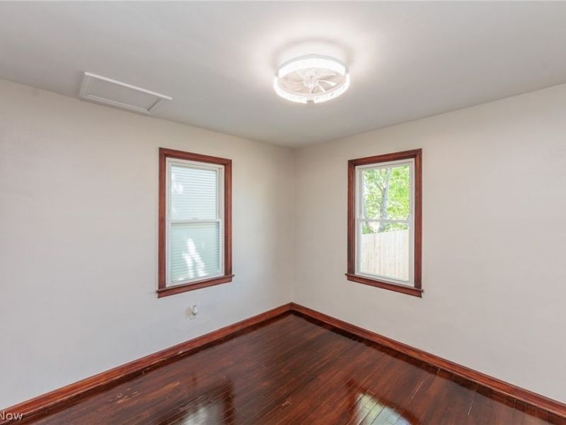 125 E 30th Street, Lorain, OH 44055 Photo 12