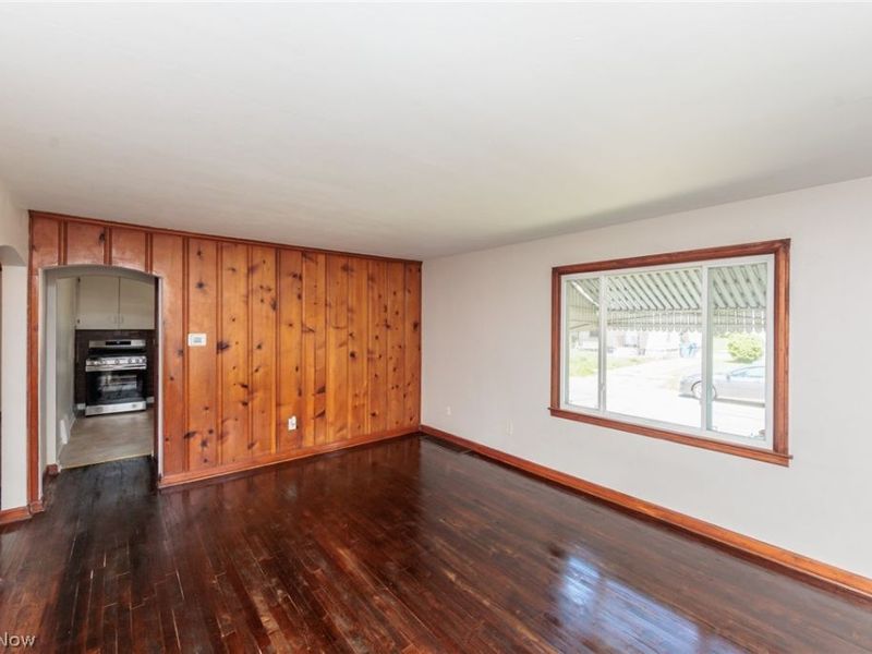 125 E 30th Street, Lorain, OH 44055 Photo 8