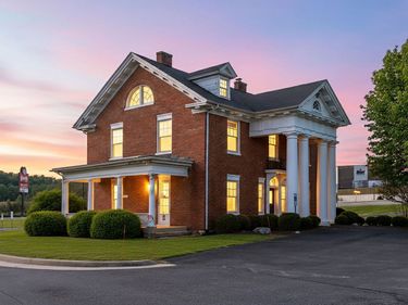 30 LADD RD, FISHERSVILLE, VA 22939