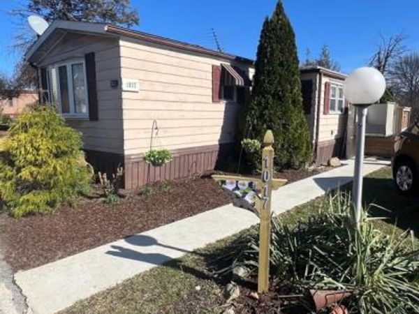 1017 CHERRY TREE XING, BREINIGSVILLE, PA 18031