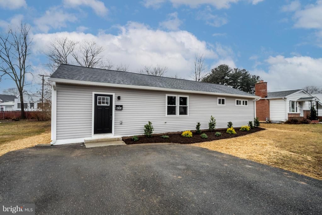 833 Noland Drive, Hagerstown, MD 21740 Main Photo