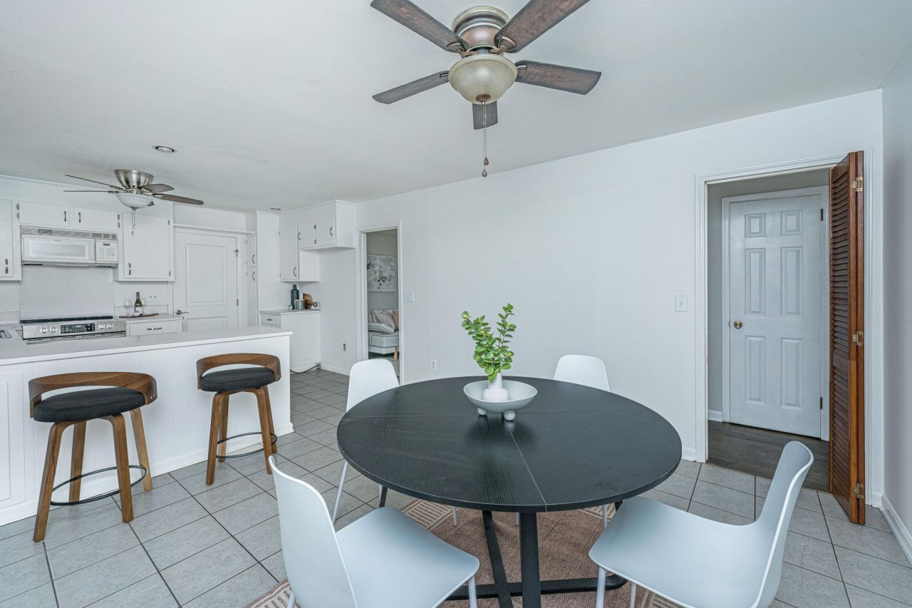 2012 Woodcliff Street Photo 13