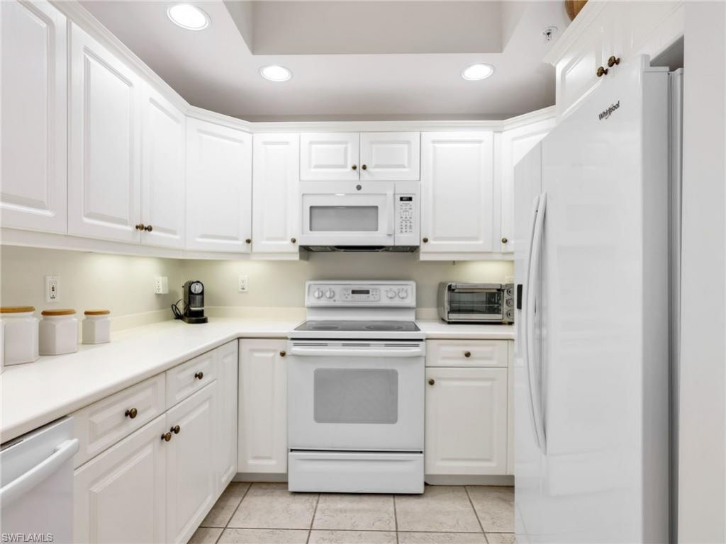 1001 Arbor Lake Dr, Unit 707, Naples, FL 34110 Photo