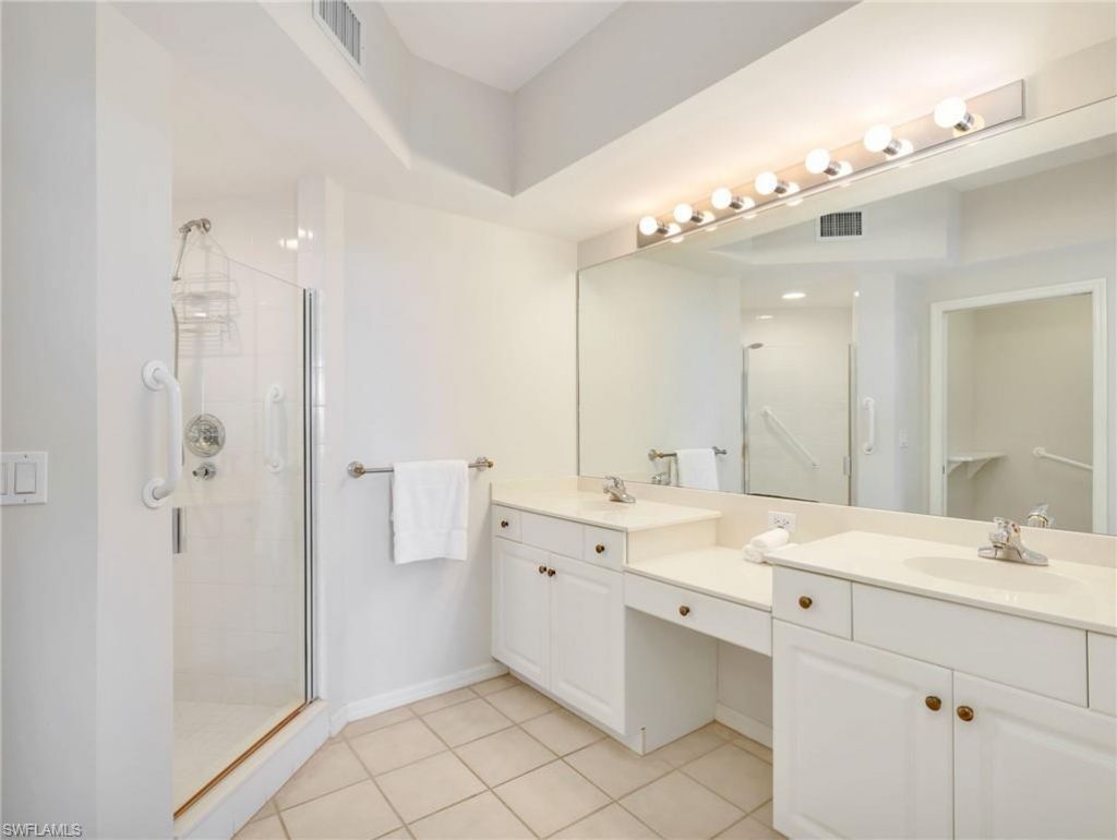 1001 Arbor Lake Dr, Unit 707, Naples, FL 34110 Photo