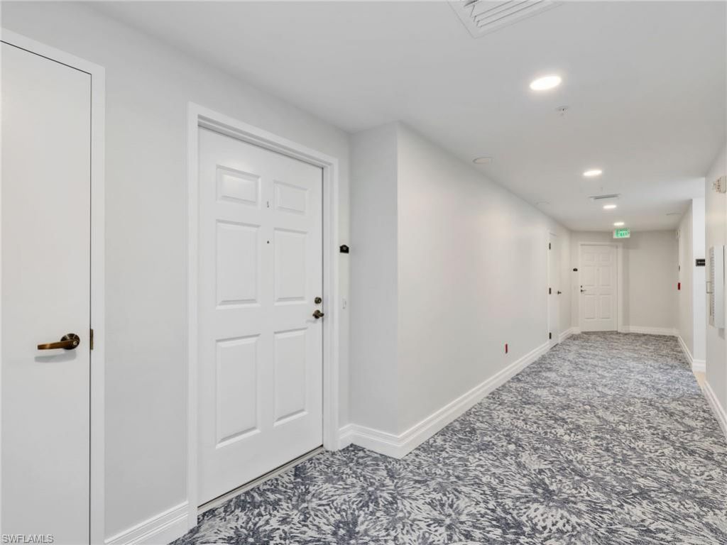 1001 Arbor Lake Dr, Unit 707, Naples, FL 34110 Photo