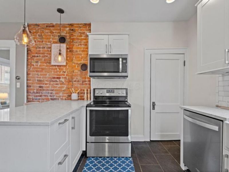 1511 Hamlet Street , Columbus, OH 43201 Photo 17