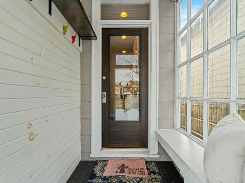 1511 Hamlet Street , Columbus, OH 43201 Photo 4