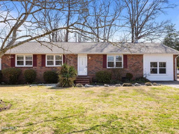 2909 Northwoods Drive, Jacksonville, NC 28540