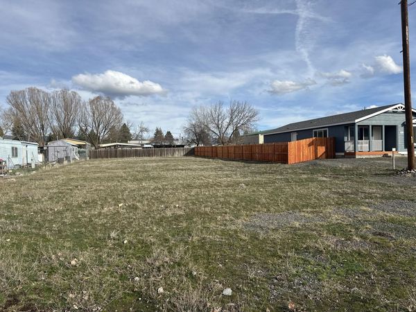 S Hall Street, Prairie City, OR 97869