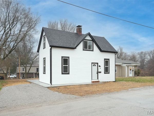 326 Gilbert Street, Swansea, IL 62226