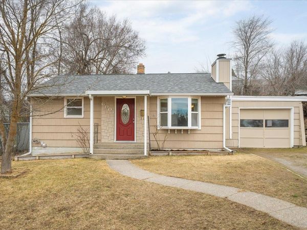 6004 N Douglas Dr, Spokane, WA 99205