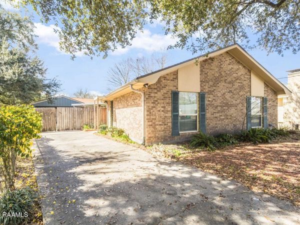 340 Harrell Drive , Lafayette, LA 70503