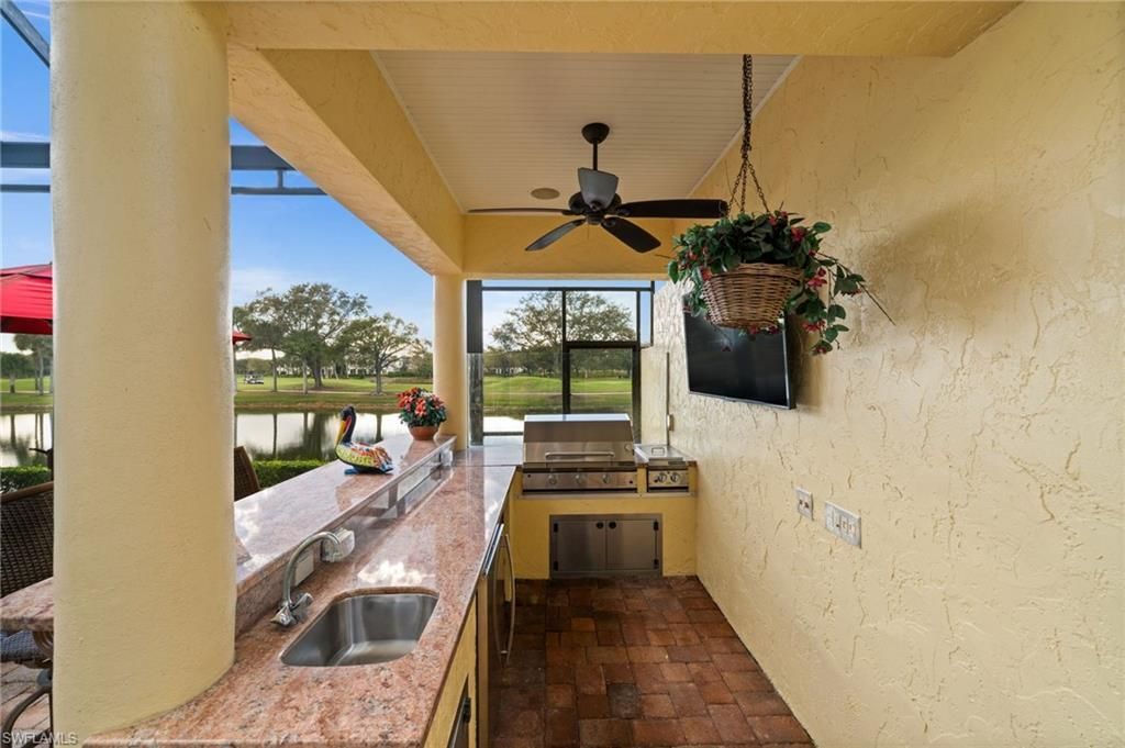 9085 Terranova Dr, Naples, FL 34109 Photo