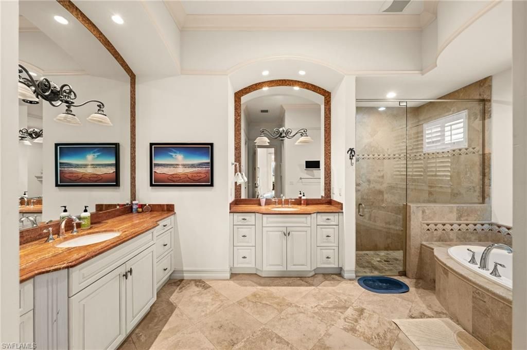9085 Terranova Dr, Naples, FL 34109 Photo