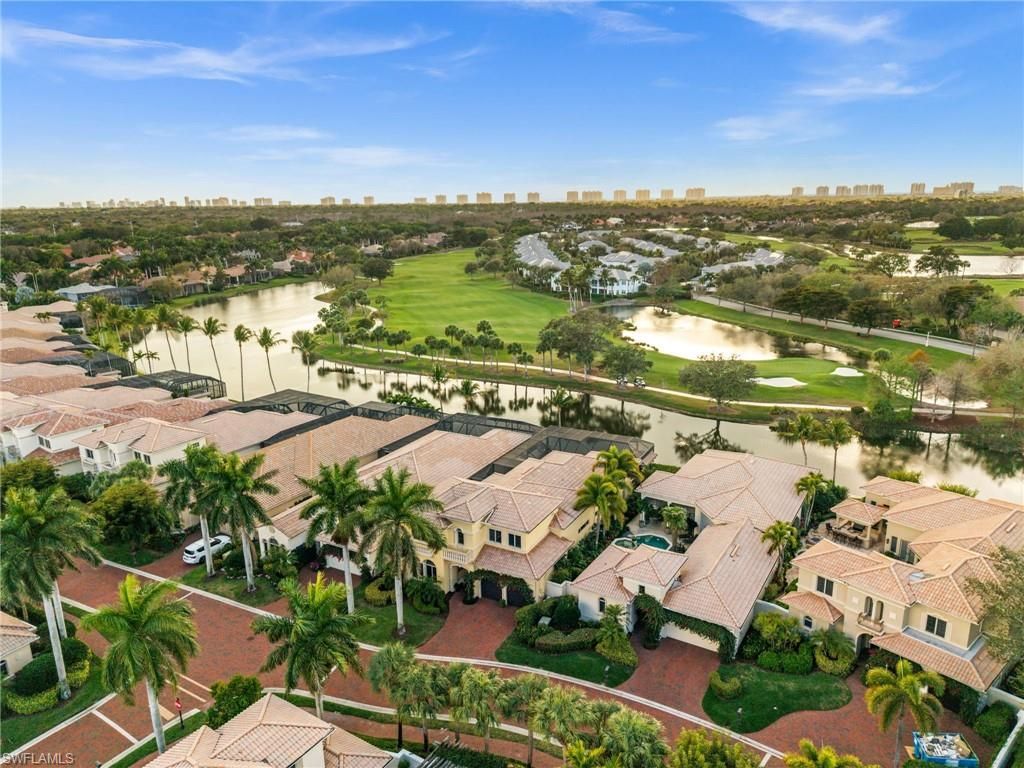 9085 Terranova Dr, Naples, FL 34109 Photo
