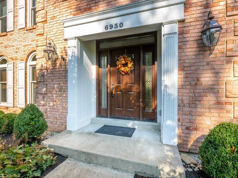 6930 Plumwood Court, West Chester, OH 45241 Photo 2