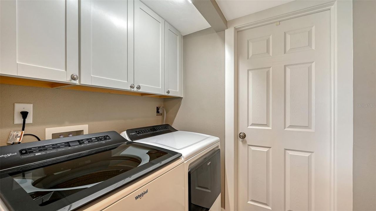 1050 W Peppertree Lane, Unit 116B, Sarasota, FL 34242 Photo