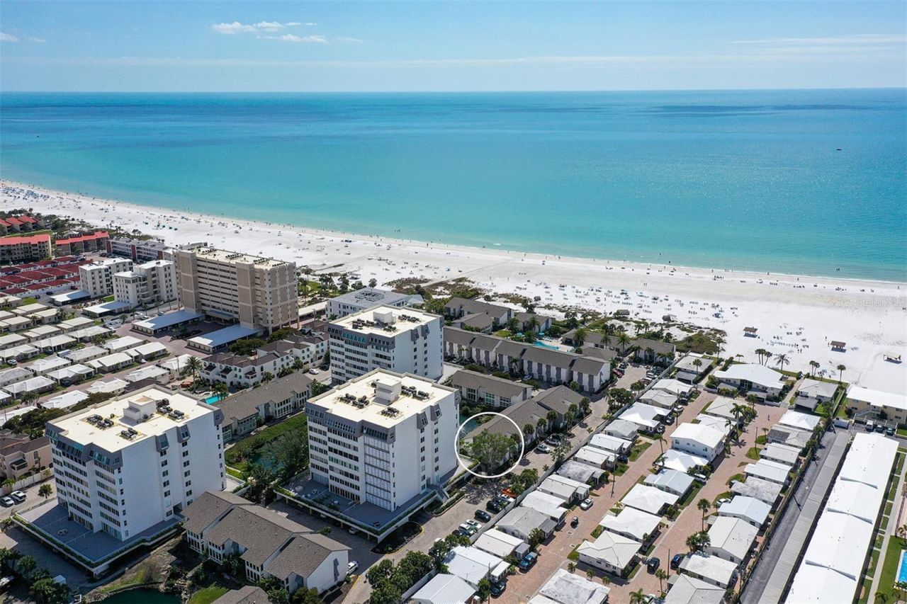 1050 W Peppertree Lane, Unit 116B, Sarasota, FL 34242 Photo