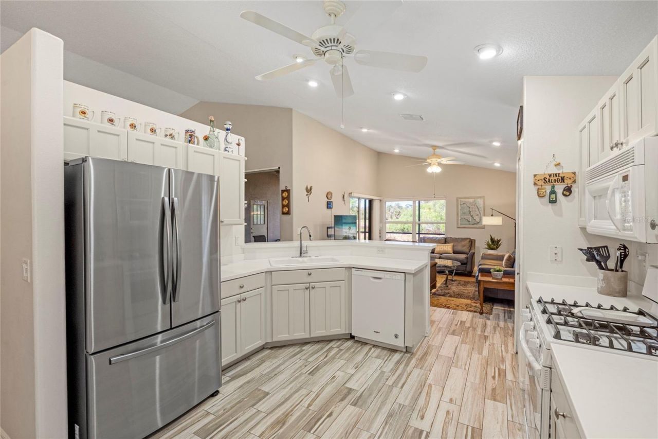 5113 Flagstone Drive, Sarasota, FL 34238 Photo