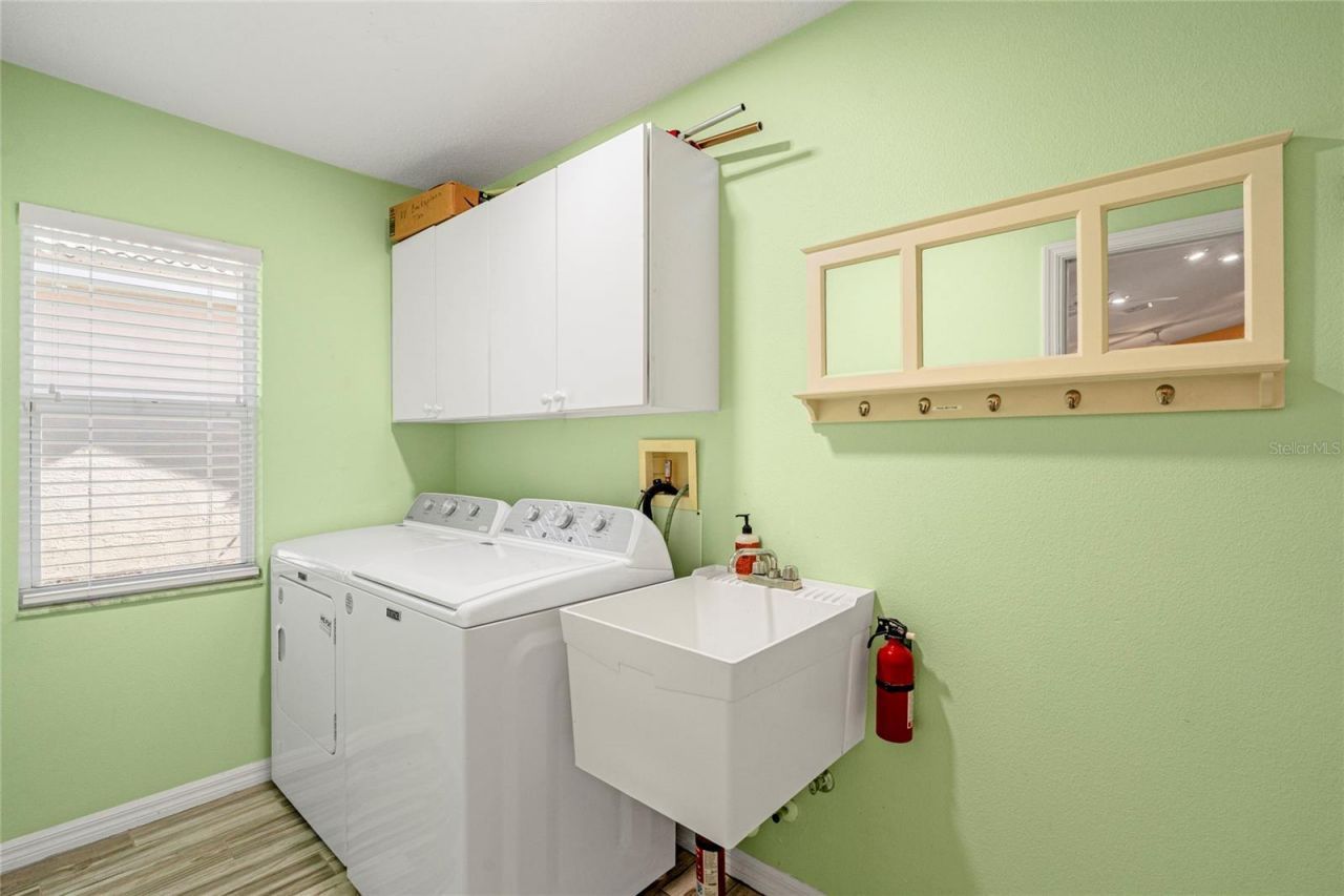 5113 Flagstone Drive, Sarasota, FL 34238 Photo