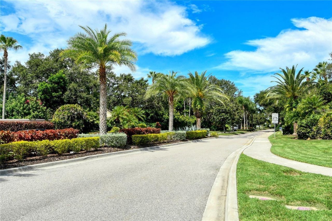 5113 Flagstone Drive, Sarasota, FL 34238 Photo