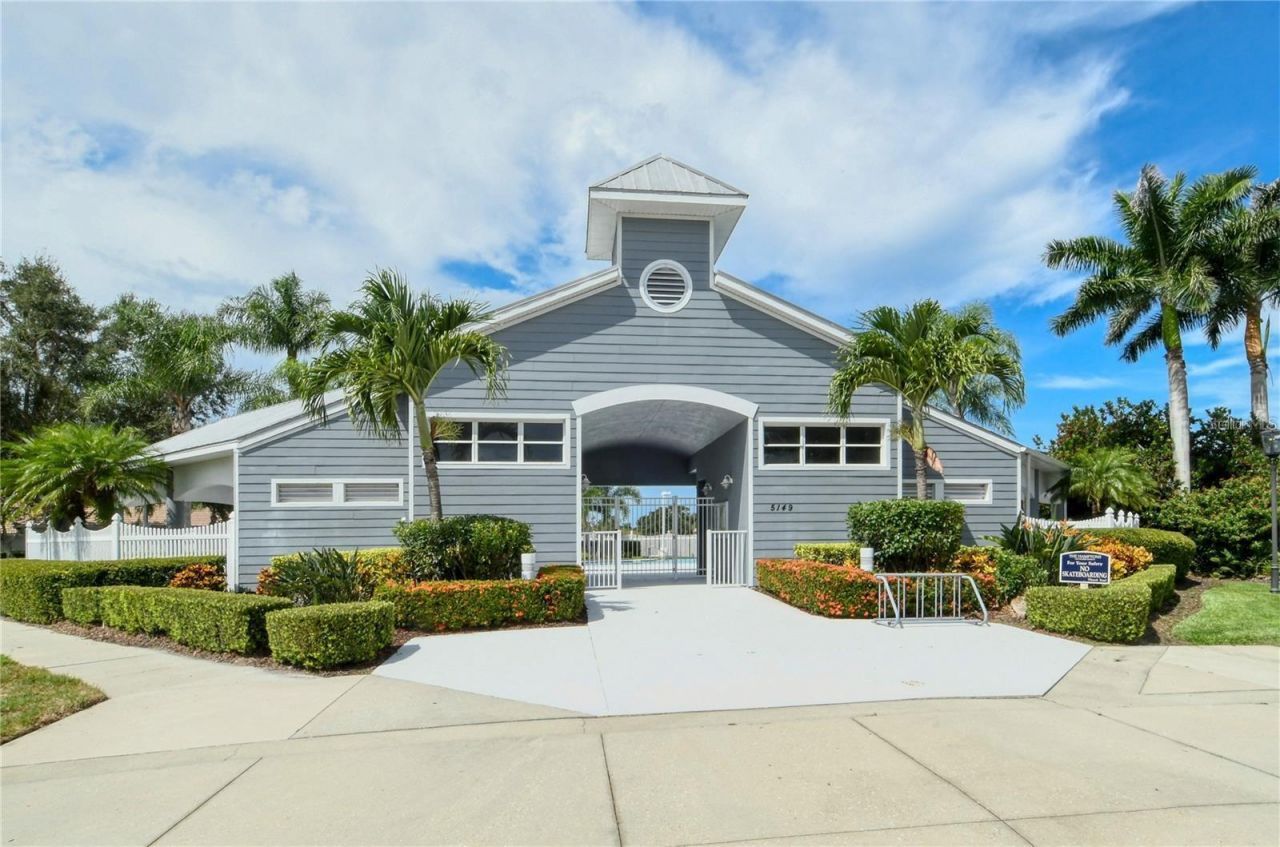 5113 Flagstone Drive, Sarasota, FL 34238 Photo