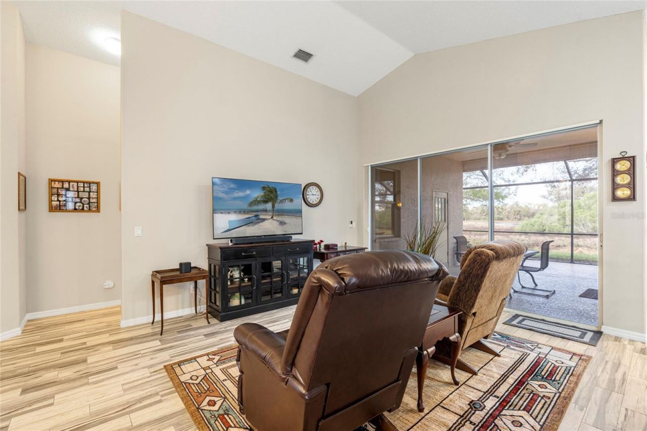 5113 Flagstone Drive, Sarasota, FL 34238 Photo