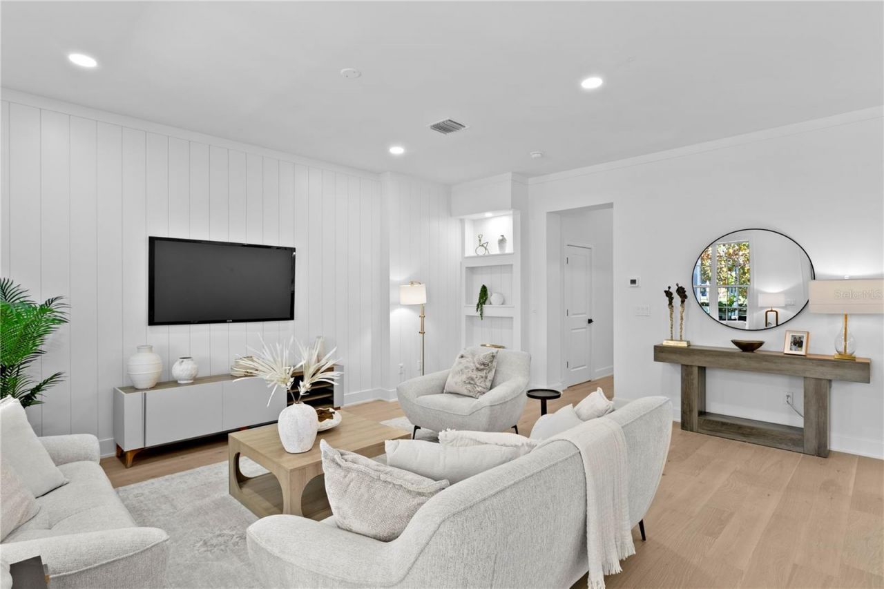 460 Gilman Place N, Saint Petersburg, FL 33716 Photo
