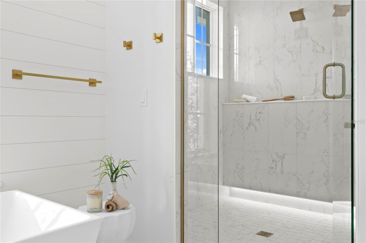 460 Gilman Place N, Saint Petersburg, FL 33716 Photo