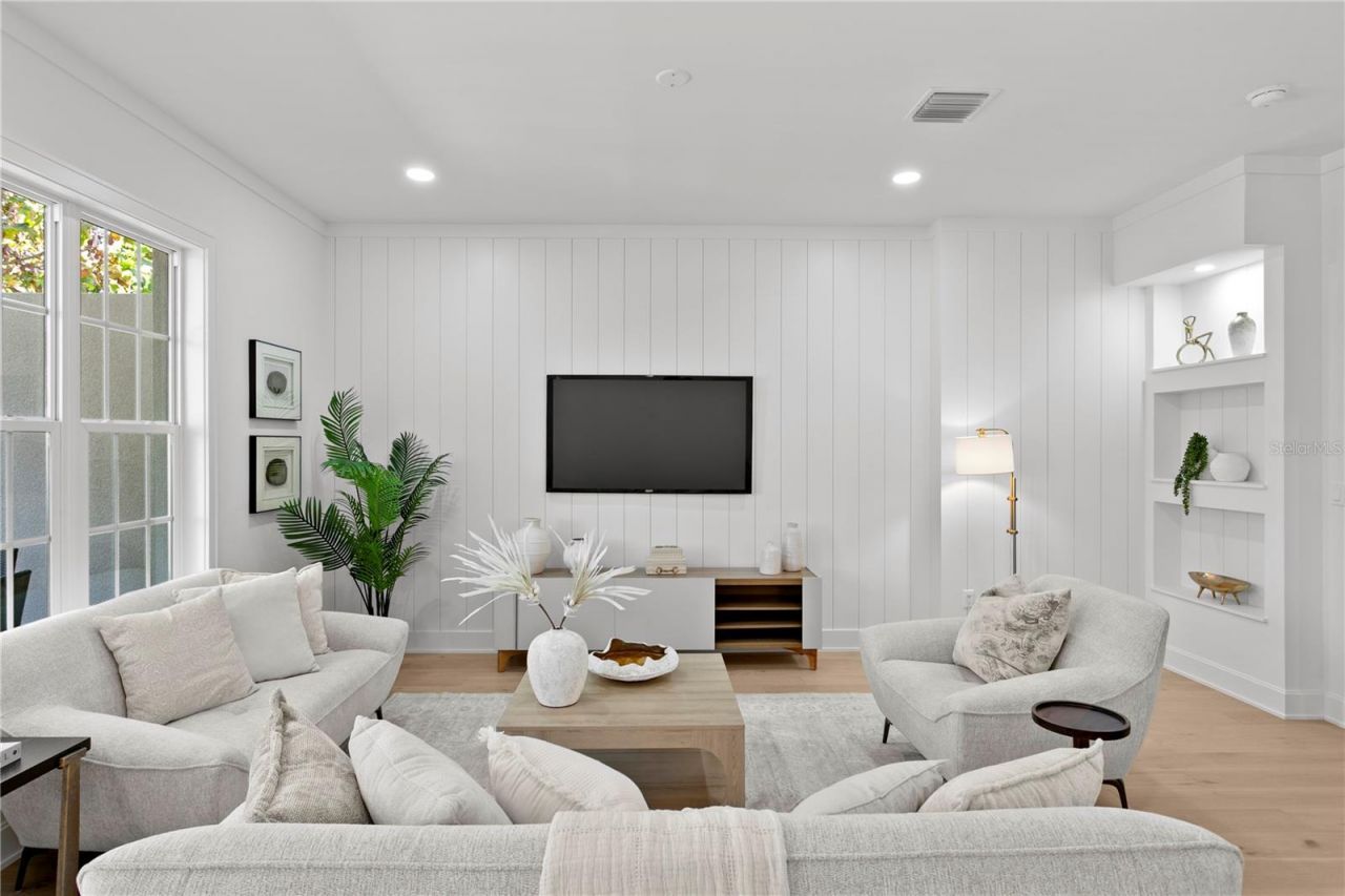 460 Gilman Place N, Saint Petersburg, FL 33716 Photo