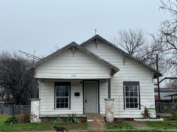 314 N Hope , Ada, OK 74820