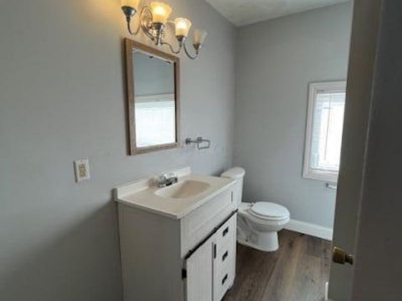 494 E Main Street , Newark, OH 43055 Photo 12