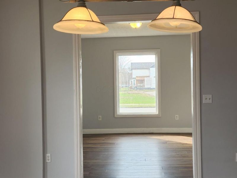 494 E Main Street, Newark, OH 43055 Photo 9