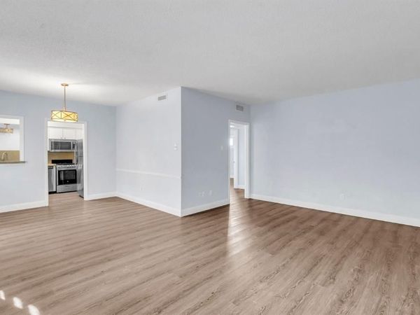 6017 E University Boulevard, Unit 118, Dallas, TX 75206