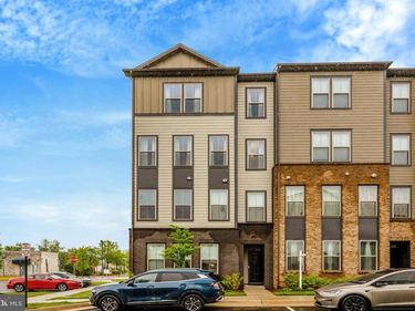 20941 BLUEBIRD SQUARE , STERLING, VA 20165