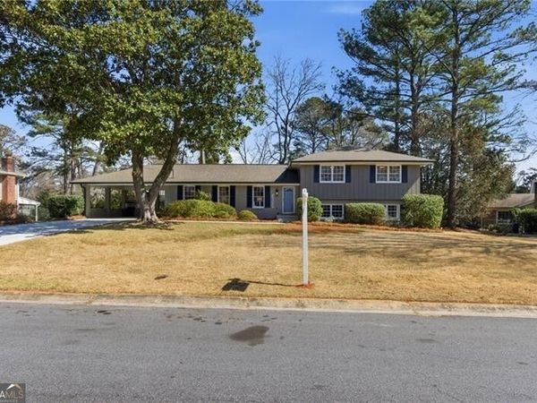 3055 Saint Helena Drive, Tucker, GA 30084