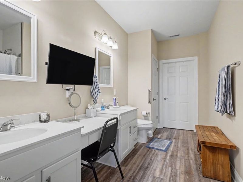 9264 Sharrott Road, Unit 801, Poland, OH 44514 Photo 23