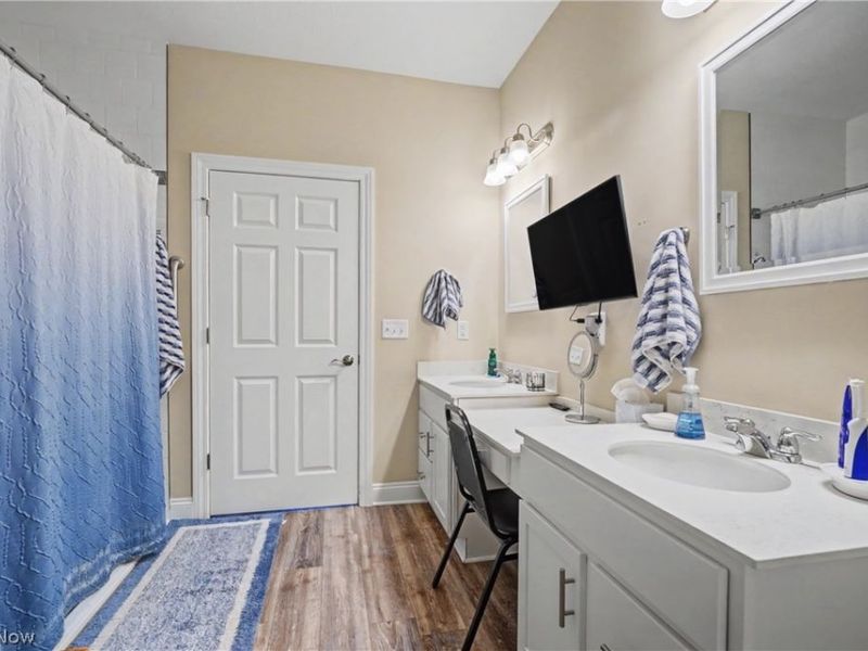 9264 Sharrott Road, Unit 801, Poland, OH 44514 Photo 24