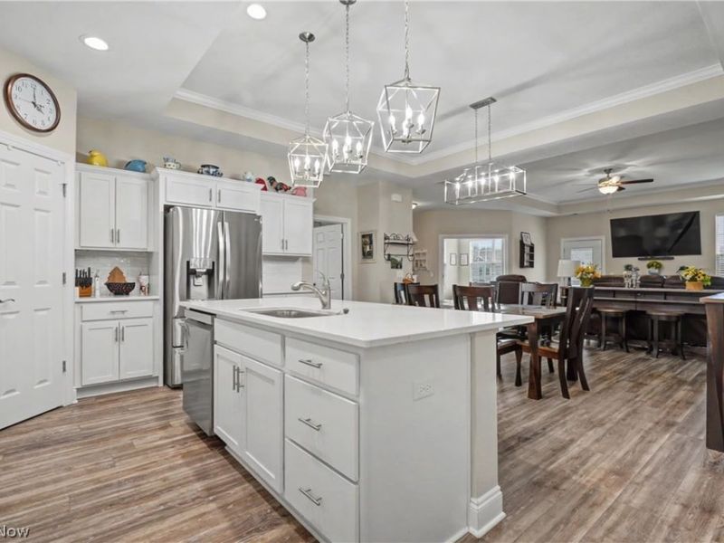 9264 Sharrott Road, Unit 801, Poland, OH 44514 Photo 6