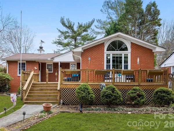 210 Avondale Drive, Lexington, NC 27295