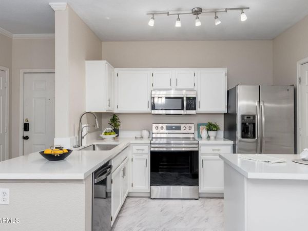 5401 E VAN BUREN Street, Unit 3112, Phoenix, AZ 85008