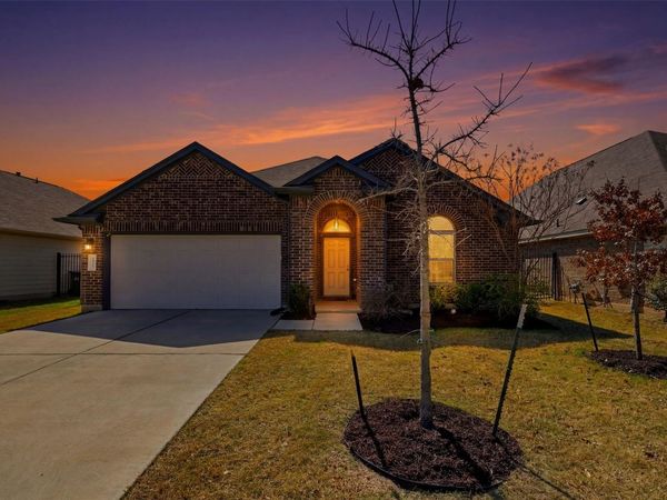 304 Somerville ST, Leander, TX 78641