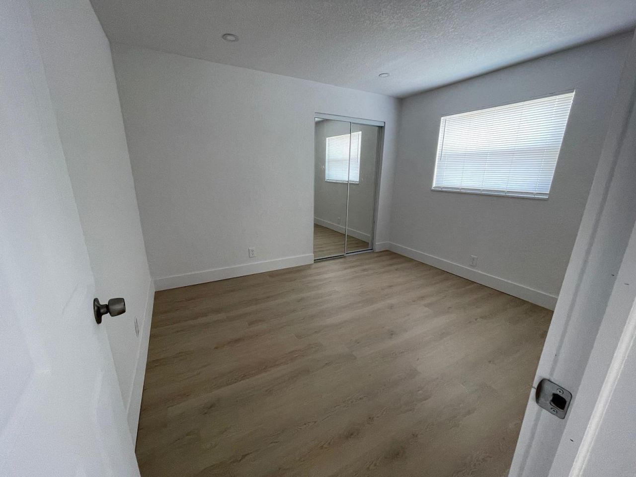 1015 NE 17th Avenue, Unit 203, Fort Lauderdale, FL 33304 Photo