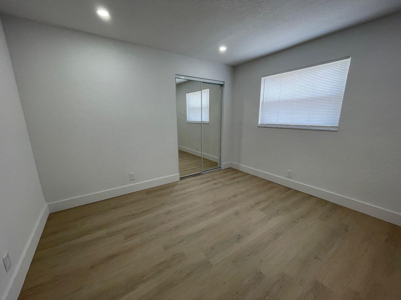 1015 NE 17th Avenue, Unit 203, Fort Lauderdale, FL 33304 Photo