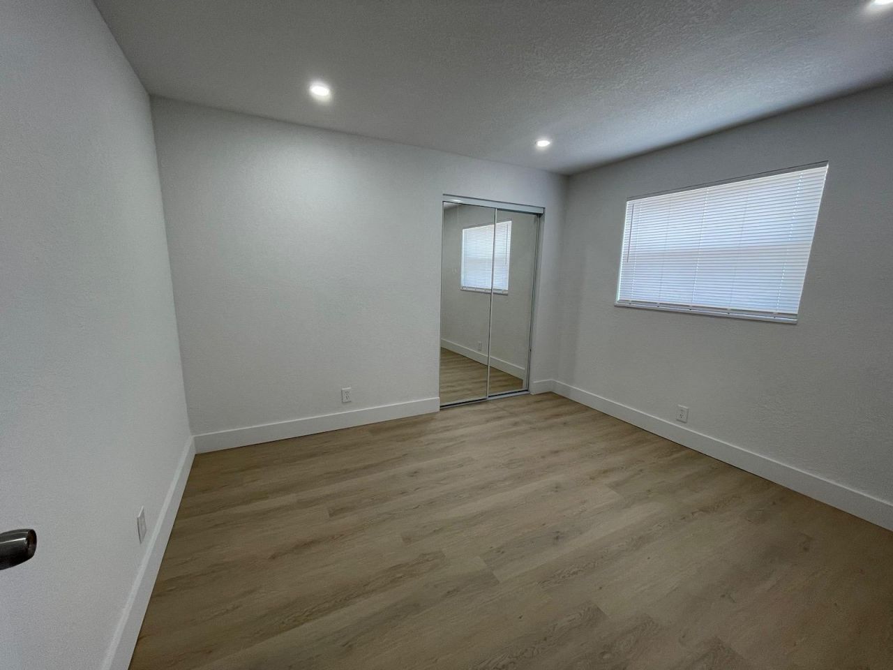 1015 NE 17th Avenue, Unit 203, Fort Lauderdale, FL 33304 Photo