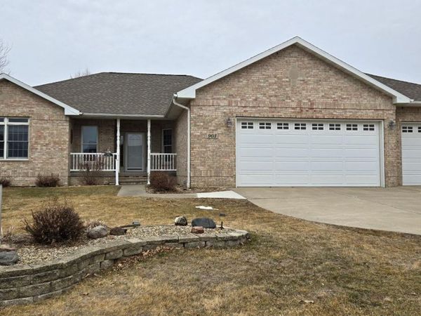 903 Blaine Street, Dysart, IA 52224