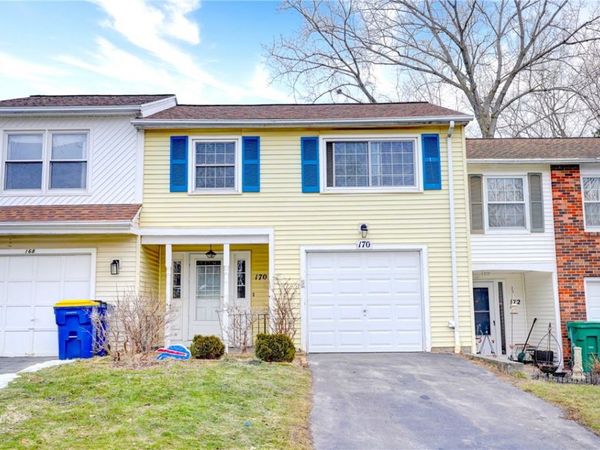 170 Willow Pond, Penfield, NY 14526