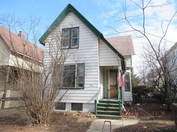2556 N Humboldt BOULEVARD, Milwaukee, WI 53212