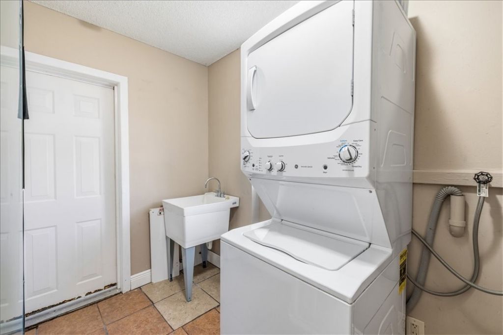 221 Balboa Street, Unit A, Fort Pierce, FL 34949 Photo