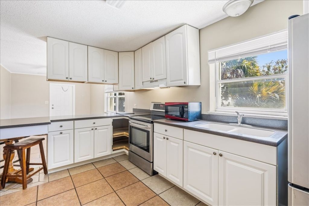 221 Balboa Street, Unit A, Fort Pierce, FL 34949 Photo